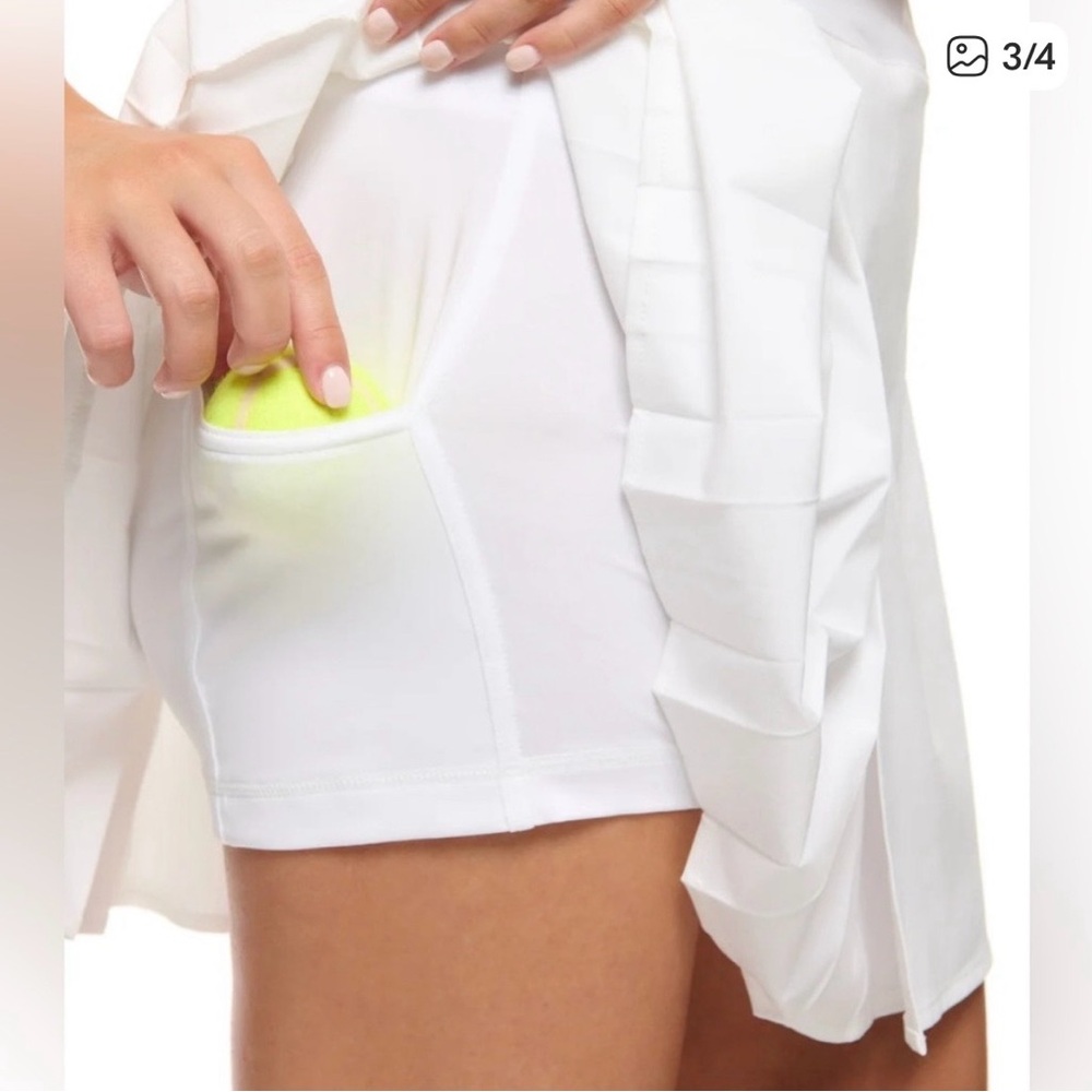 NWT Lole White Tennis Skirt Skort with Ball Pocket Sz L